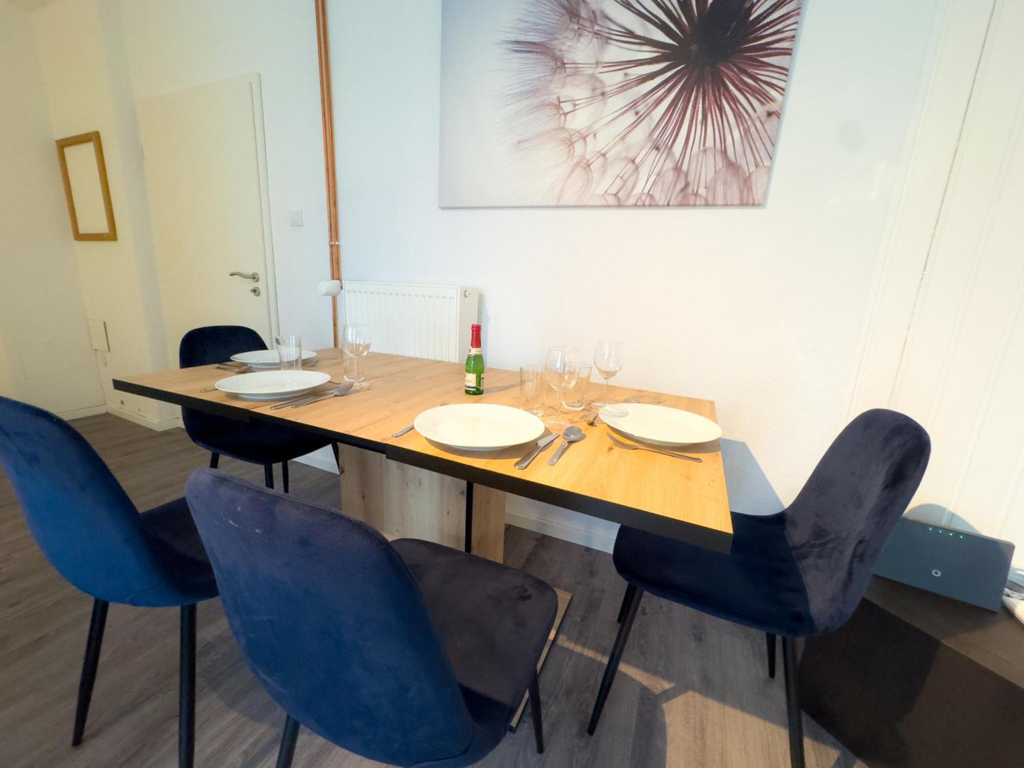 Schoene Wohnung Fuer 4 Gaeste An Der Eilenriede Mit Kostenlosen Parkplaetzen Hanóver Exterior foto